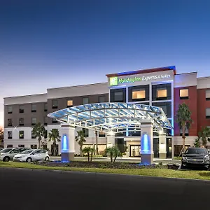 Express & South, An Ihg 3* Lakeland