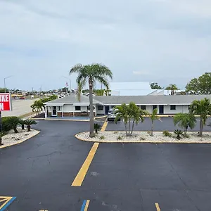 Deluxe - Sarasota